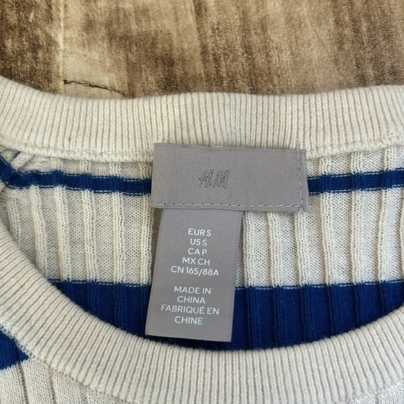 H&M Striped Ribbed Knit Top - Picture 9 of 9